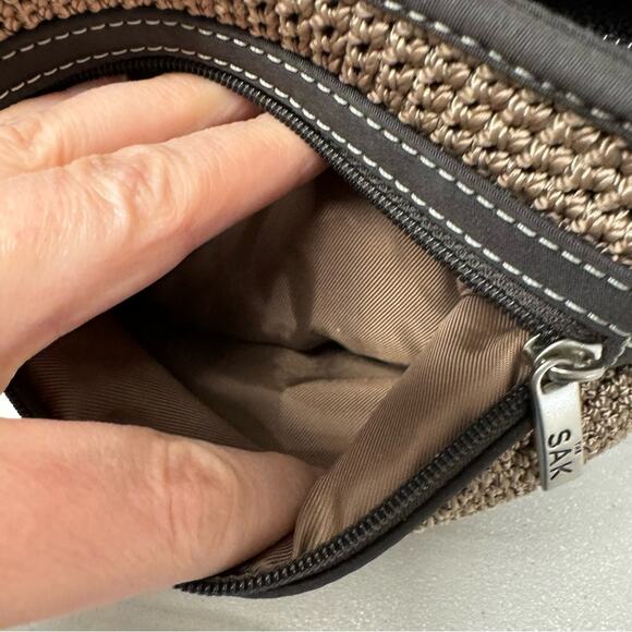 The Sak Brown Tan Crochet Crossbody Handbag Boho Classic Festival Casual - Picture 8 of 11